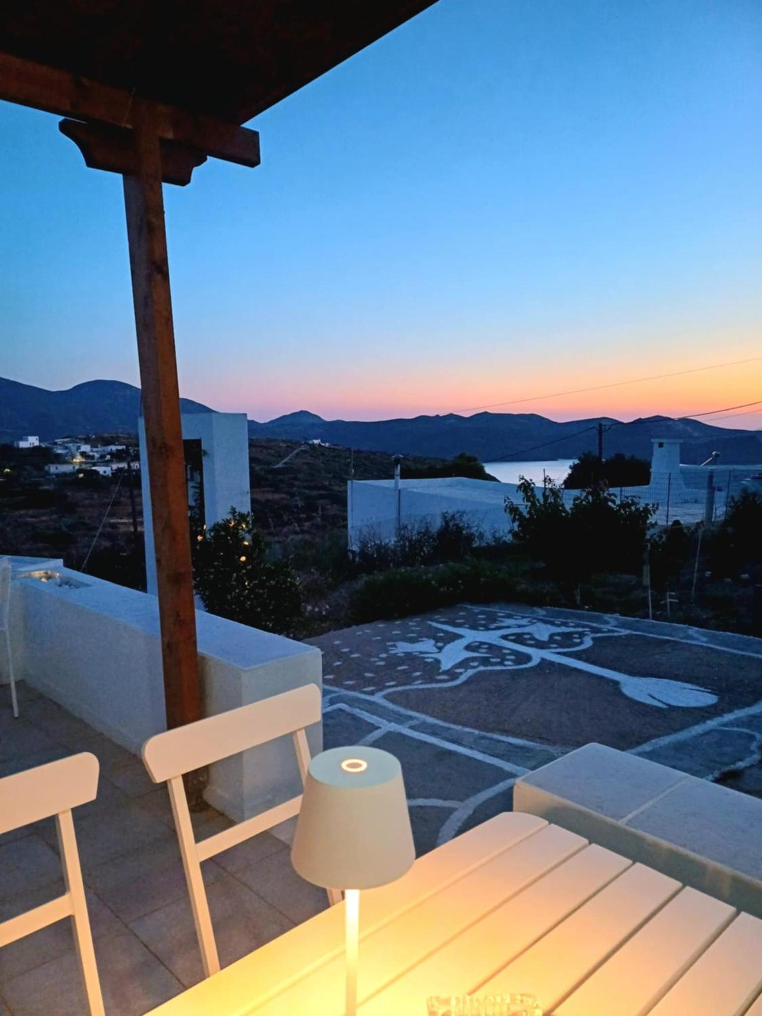 Georgia Rooms Milos Plaka  Exterior photo